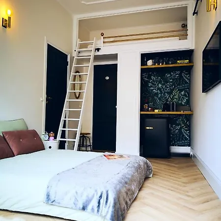 Luxurious Studio In Monumental Warehouse * Rotterdam